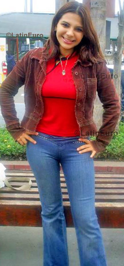 Date this stunning Peru girl Mariana from Lima N-580