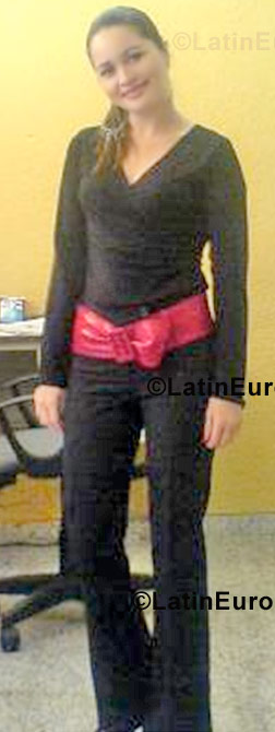 Date this sensual Honduras girl Brenda from San Pedro Sula N-663