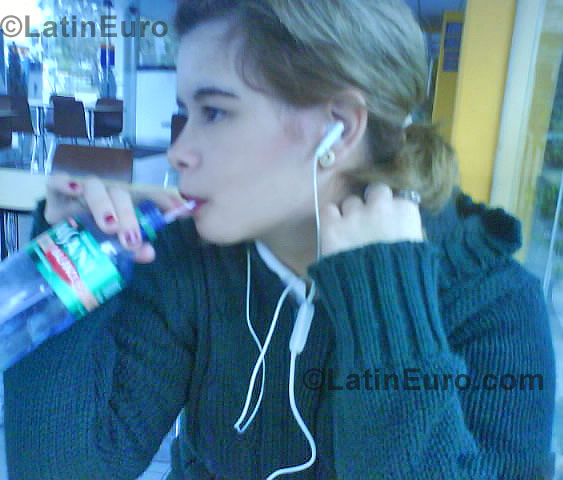 Date this hot Any Country girl Rita from Formosa N-701