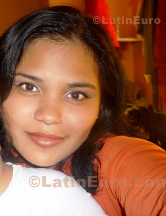 Date this tall Peru girl Alicia from Piura N-848