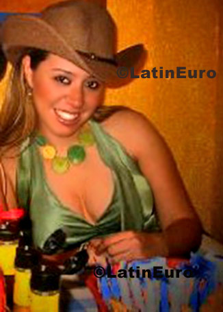 Date this funny Mexico girl Elizabeth from Jardines Del Moral N-854