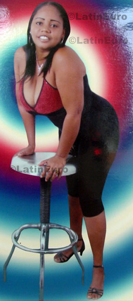 Date this funny Dominican Republic girl Milagro from Santiago N-872