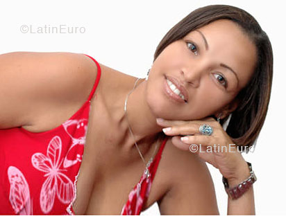 Date this pretty Dominican Republic girl Noelia from San Cristobal N1144