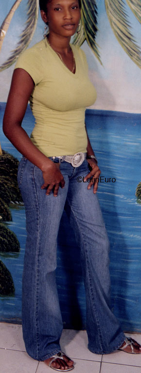 Date this hard body Jamaica girl Betricia from Kingston N1396