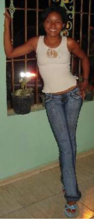 Date this tall Any Country girl Andrea from  N1475