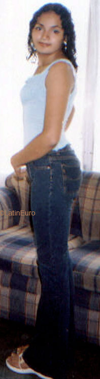 Date this charming Honduras girl Carmen from El Progreso N1603