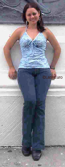 Date this nice looking Panama girl Cristina from  N1677