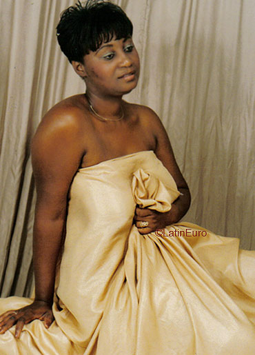 Date this good-looking Any Country girl Genese from  N1810