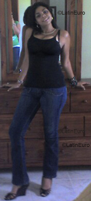 Date this athletic Any Country girl Pamela from Santo Domingo N19