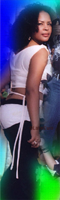 Date this nice looking Any Country girl Ruth from  N2070