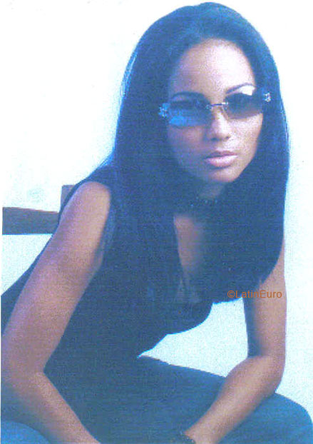 Date this young Any Country girl Dinny from  N2374