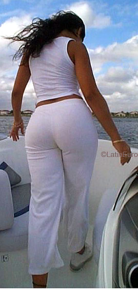 Date this attractive Any Country girl Madelin from  N2394