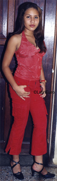 Date this hot Honduras girl Lidiz from Yoro N2584