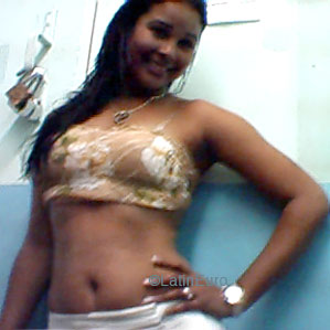 Date this voluptuous Any Country girl Wendy from  N2641