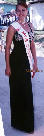 Date this sultry Honduras girl Denis from Choloma N2654