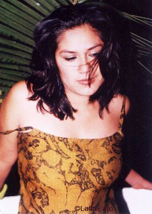 Date this hard body Honduras girl Mariela from Yoro N2757