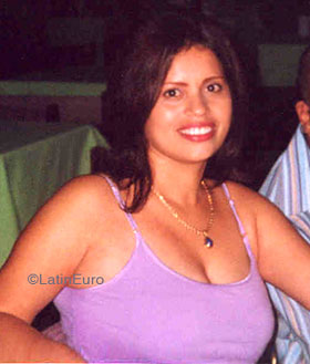 Date this cute Honduras girl Zoila from Tegucigalpa N2860