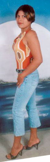 Date this nice looking Honduras girl Ana from  N3000