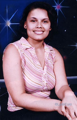 Date this foxy Honduras girl Karla from San Pedro Sula N3067