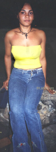 Date this stunning Any Country girl Claritza from  N3097