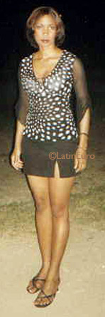 Date this attractive Any Country girl Rosy from  N3226