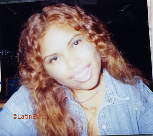 Date this funny Panama girl Isabel from  N3234