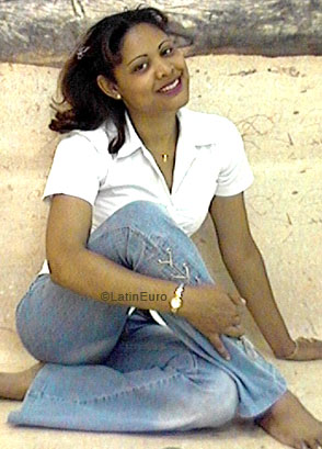 Date this passionate Any Country girl Anny from  N3282