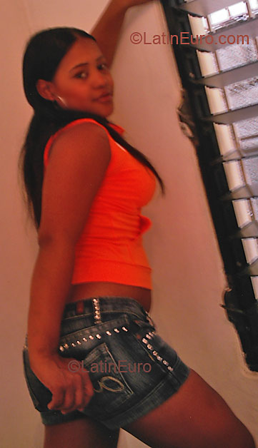 Date this exotic Dominican Republic girl Yulisa from Santiago N714