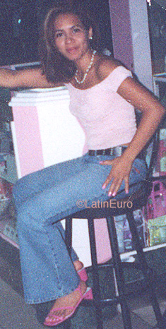 Date this happy Honduras girl Gladis from Tegucigalpa N3881