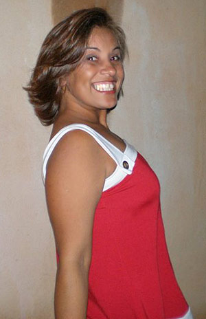 Date this happy Brazil girl Sandra from Brasilia BR45