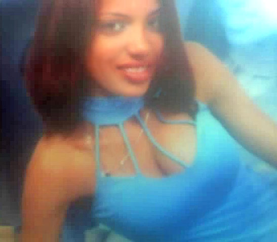 Date this foxy Dominican Republic girl Nelly from Cotui DO98