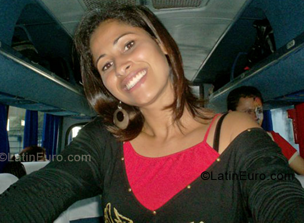 Date this young Brazil girl Marusca from Franca BR277