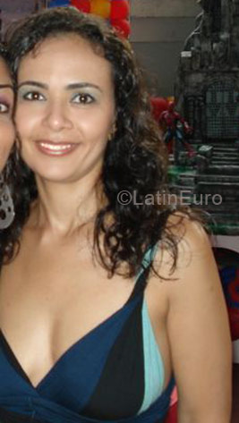 Date this hot Brazil girl Guilhermina from Belo Horizonte BR324