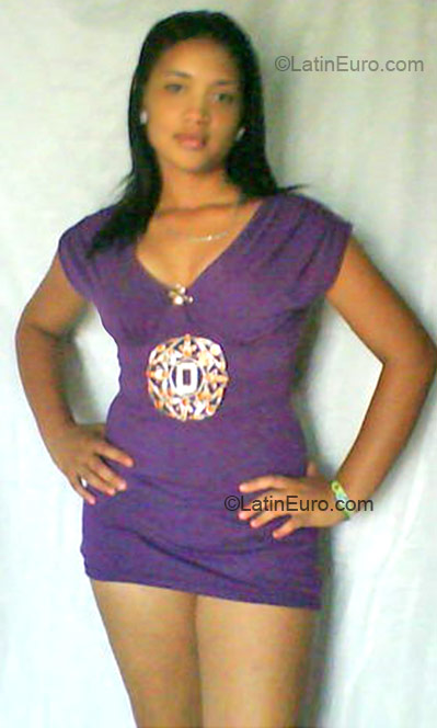 Date this tall Colombia girl Mayerlin from Barranquilla CO248