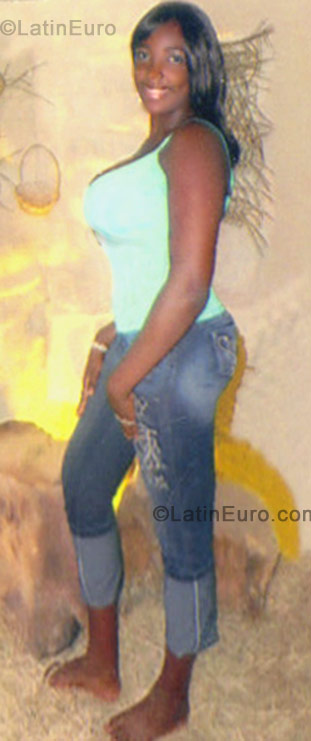 Date this funny Colombia girl Marta from Cali CO335