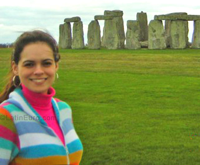 Date this athletic Brazil girl Sheila Patricia from Brasilia BR472