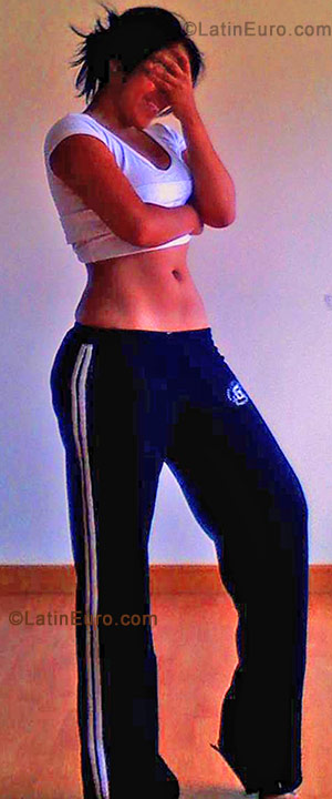 Date this delightful Colombia girl Laura Alejandra from Bogota CO435