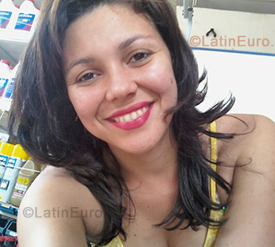 Date this voluptuous Brazil girl Bruna Bianca from Sao Bento BR606