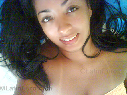 Date this cute Brazil girl Denise from Rio De Janeiro BR740