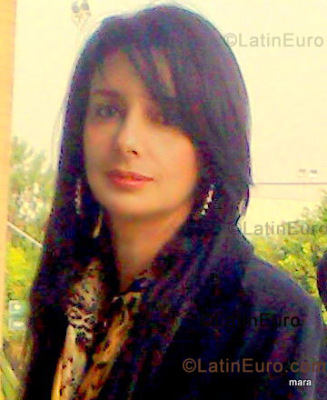 Date this delightful Brazil girl Mara Angelica from Acreuna BR776