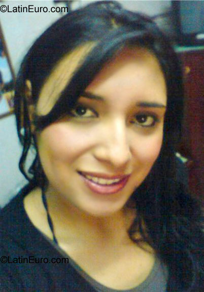 Date this hard body Colombia girl Andrea Carolina from Bogota CO636