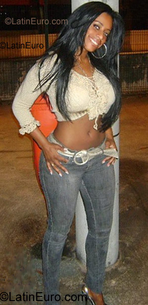 Date this hot Brazil girl Preta from Rio De Janeiro BR940