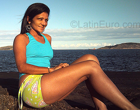 Date this good-looking Brazil girl Edneide Francisca from Rio de Janeiro BR1091