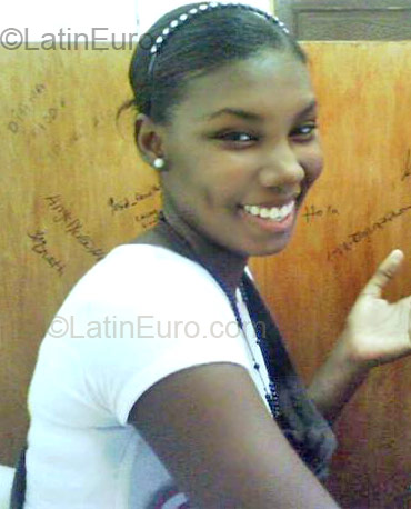 Date this cute Colombia girl Yorlady from Cartagena CO849