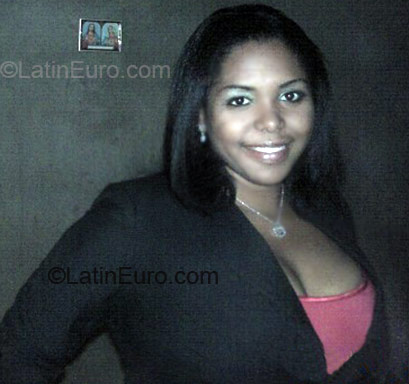 Date this beautiful Dominican Republic girl Mariel from Montecristi DO937