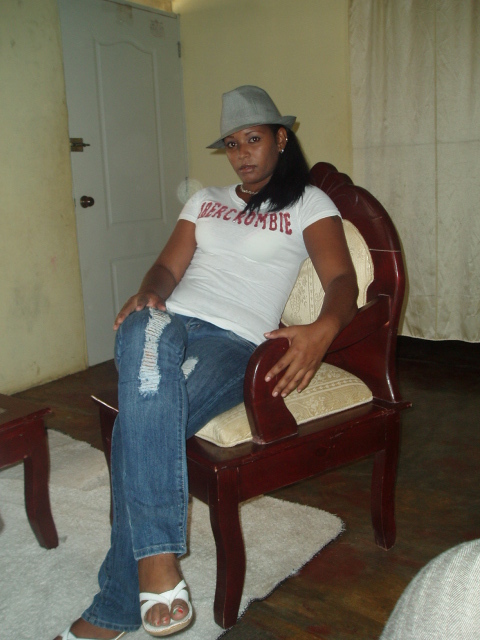 Date this tall Dominican Republic girl Yaniri from Dajabon DO977