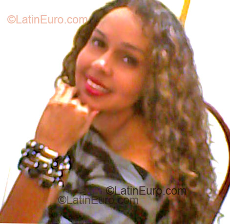 Date this hard body Colombia girl Nasly Patricia from Barrancabermeja CO935