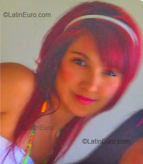 Date this hot Colombia girl Jessica from Medellin CO939