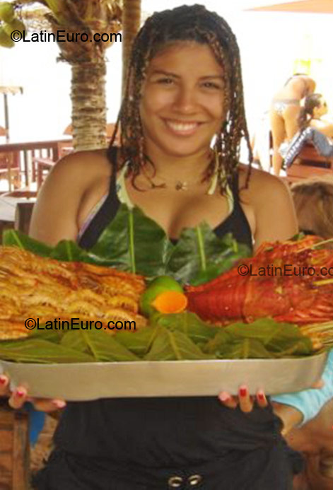 Date this lovely Brazil girl Jordanna from Rio Verde BR1249