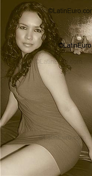 Date this sultry Mexico girl Candelaria Lizbeth from Nogales MX66